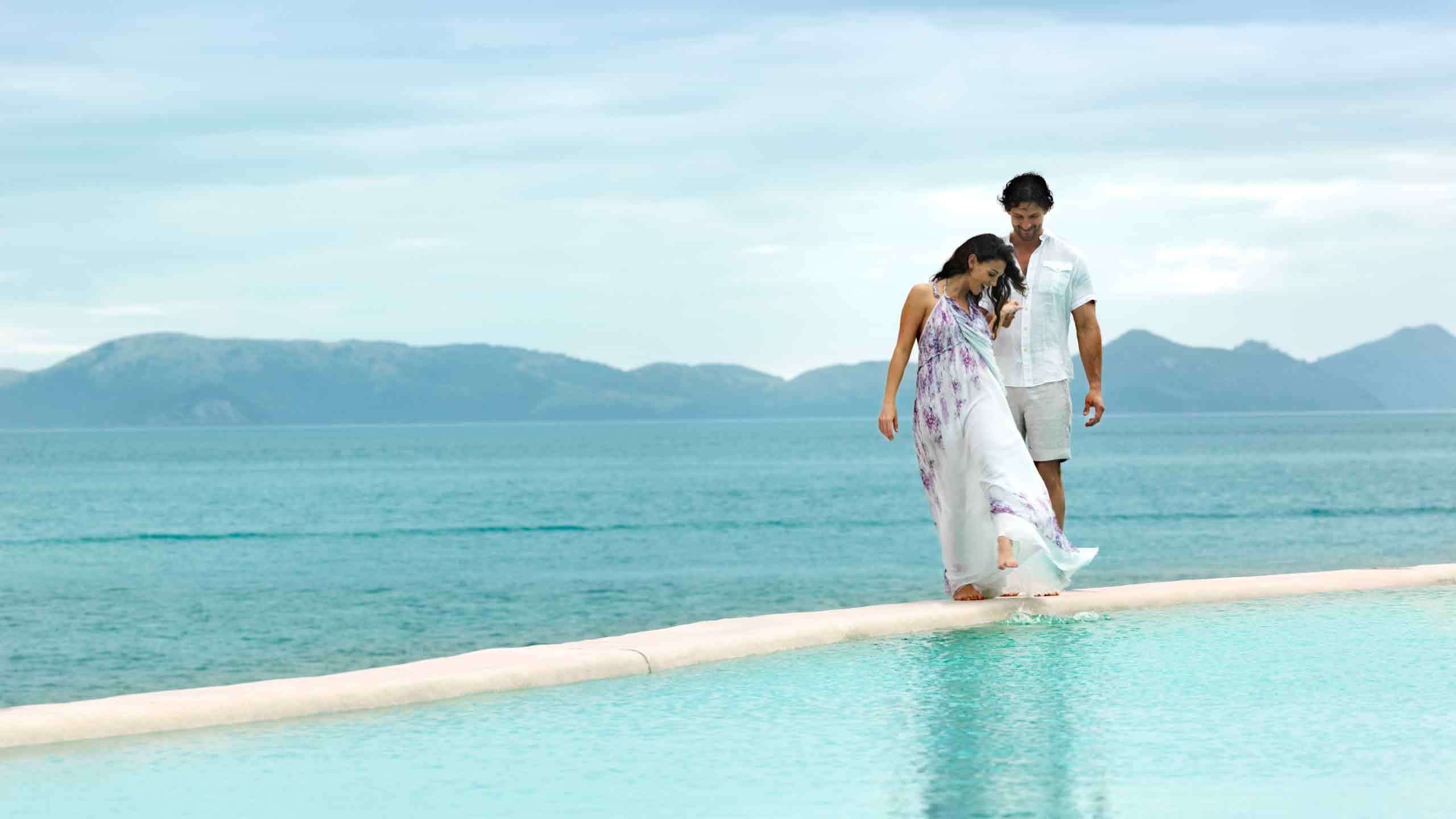 Luxury Rail & Reef Romantic Escape 5D4N