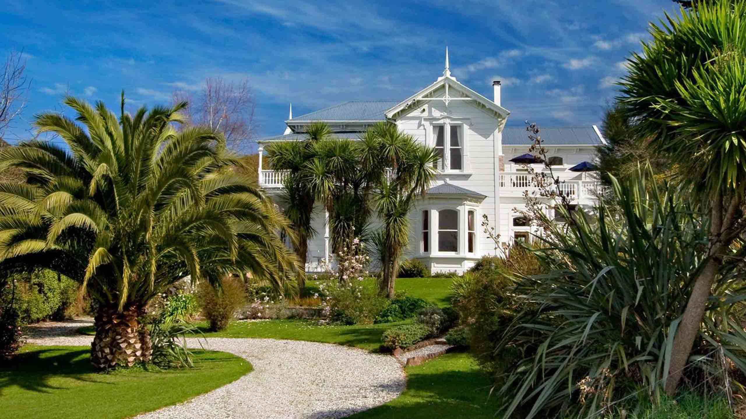 Sennen House