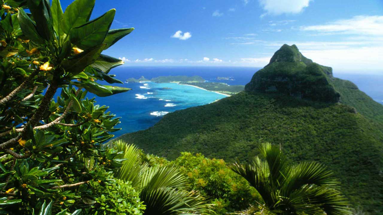 australia-tour-lord-howe-island-walk-kayak-snorkeling-mt-gower-view