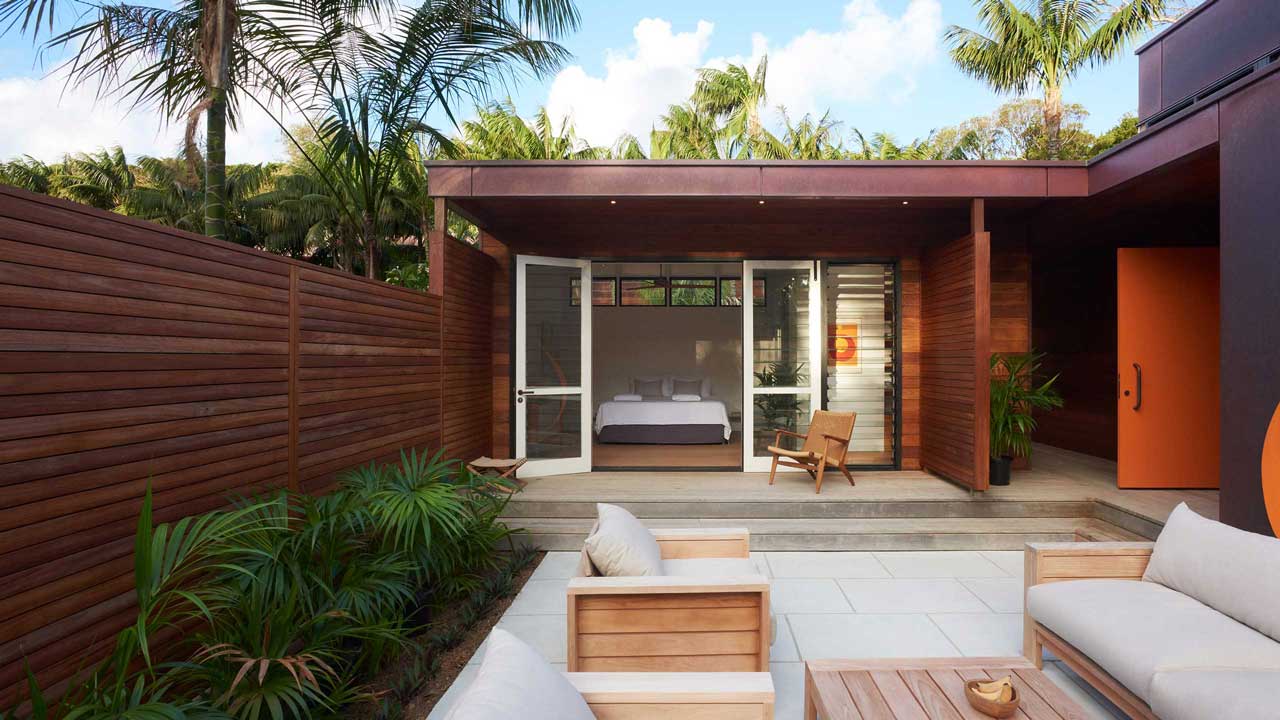 lord-howe-island-house-outdoor-seating