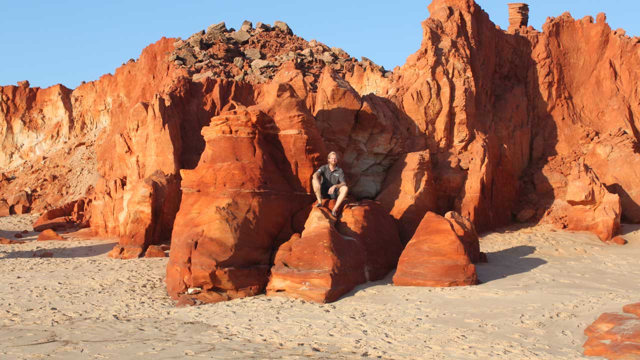 kooljaman-western-australia-accommodation-nearby-nature-