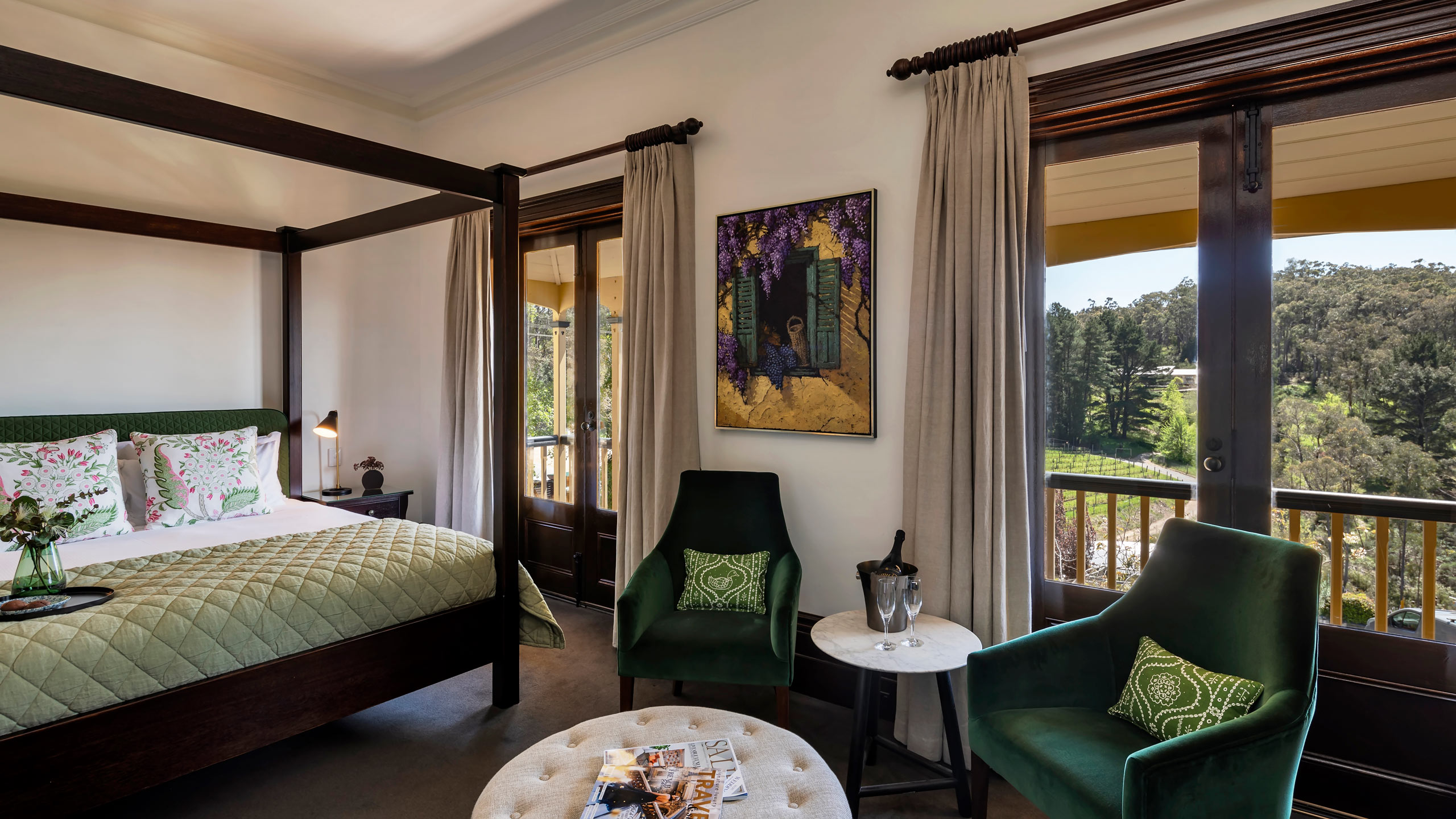 mt-lofty-house-adelaide-valley-view-room-bedroom