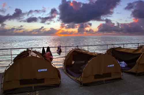 reefsleep-great-barrier-reef