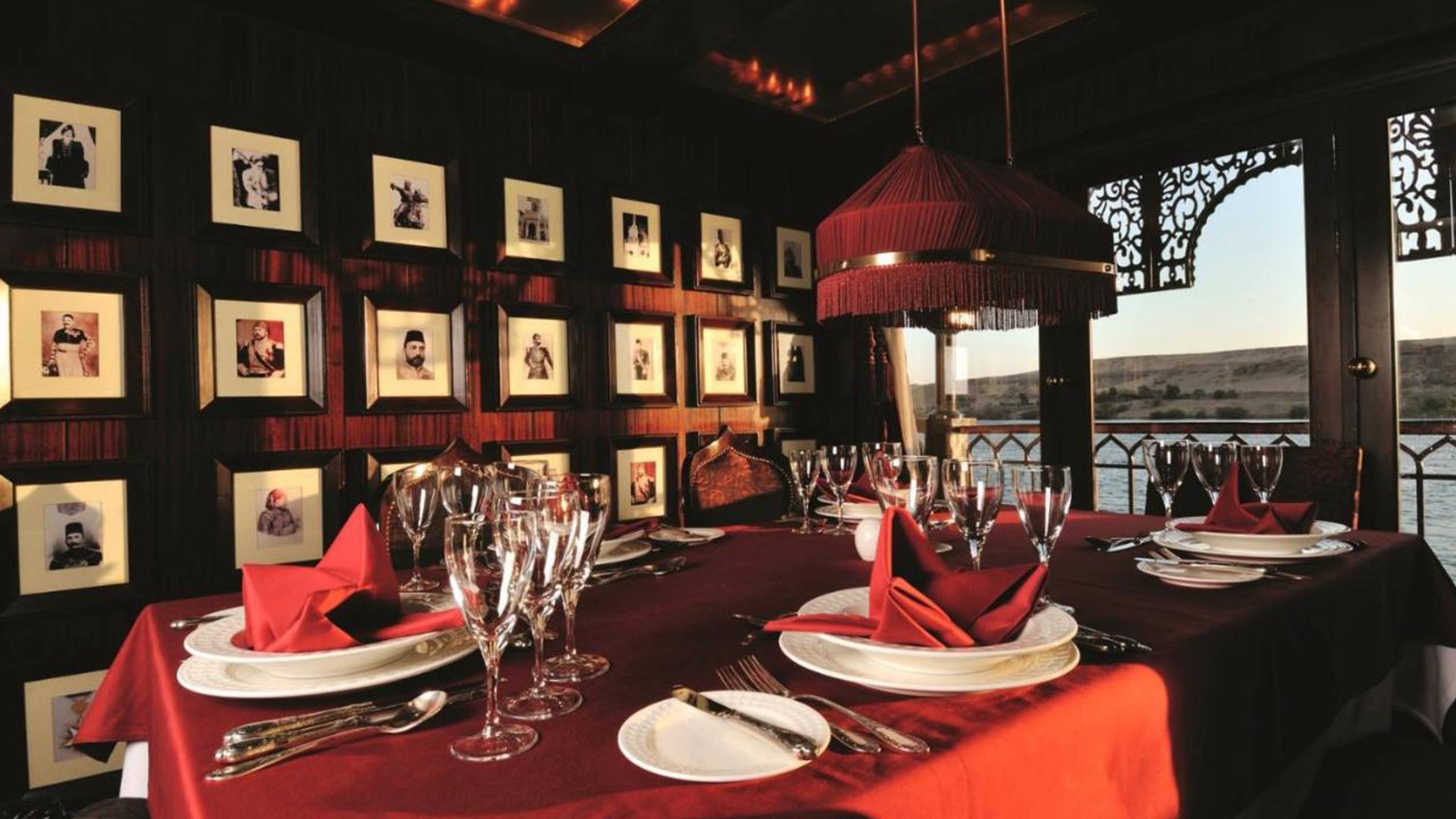 movenpick-ss-misr-egypt-nile-cruise-dining