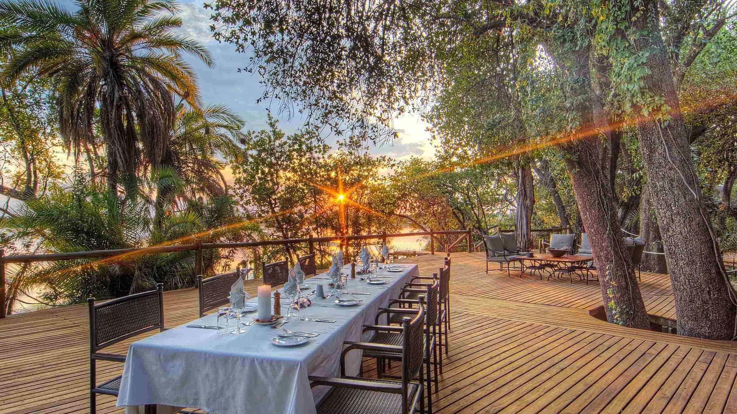 xugana-island-lodge-okavango-botswana-dining