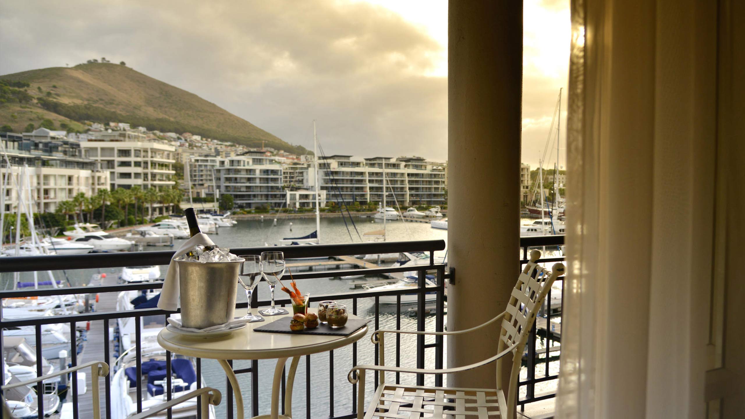 cape-grace-cape-town-south-africa-superior-room-terrace