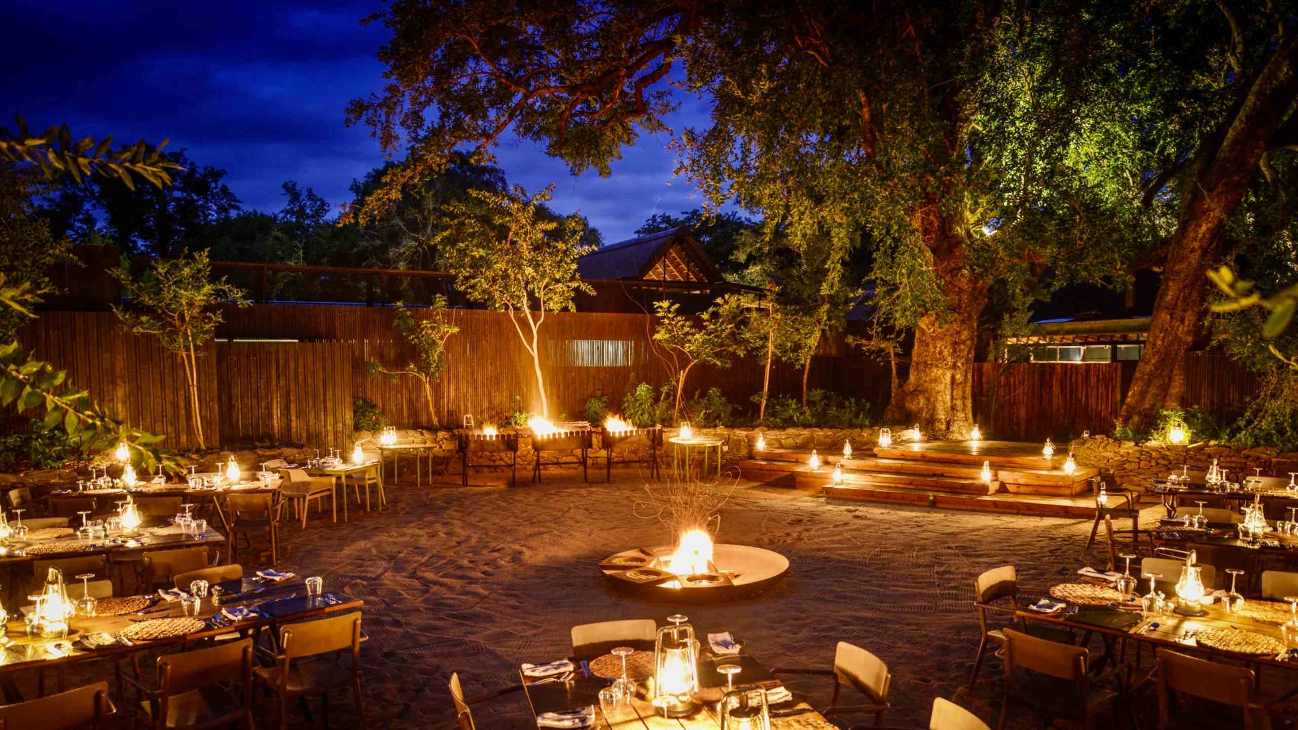 lion-sands-river-lodge-sabi-sands-south-africa-boma-dining