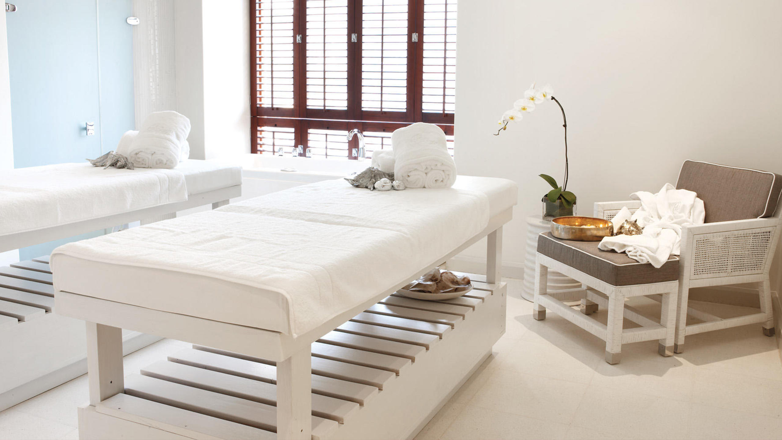 the-oyster-box-hotel-umhlanga-durban-south-africa-spa-treatment-room