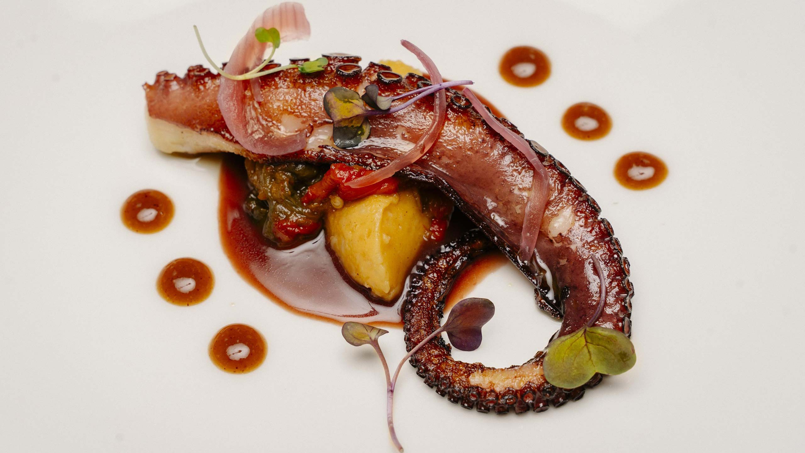 food-puebloastur-eco-resort-hotel-and-spa-cofino-asturias-spain