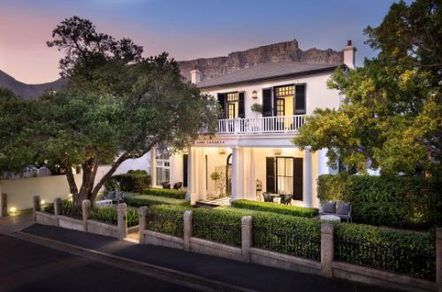 cape-cadogan-cape-town-south-africa-exterior-table-mountain