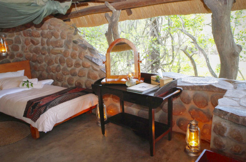 Stone-Camp-in-Mkhaya-Game-Reserve