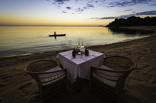 beach-dinner-views