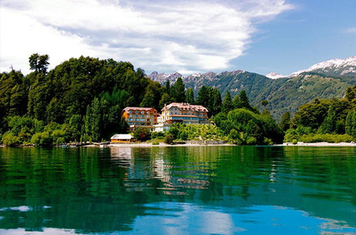 correntoso-lake-river-hotel-exterior-neuquen-argentina-lake