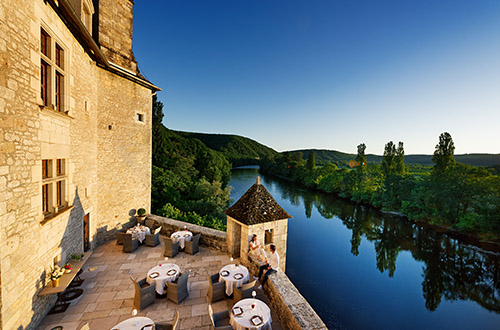 chateau-de-la-treyne-outdoor-dining