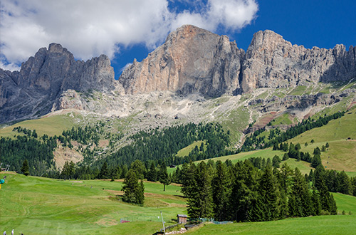 catinaccio-mountain-dolomites-italy-massif