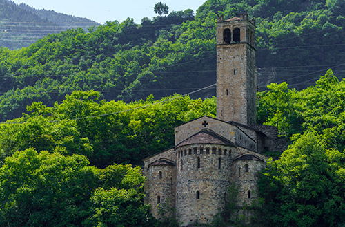 lovere-lake-iseo-lombardy-italy