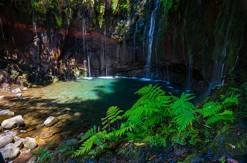 25-fontes-waterfalls-rabacal-madeira-portugal