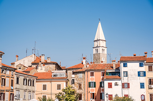 architecture-and-landmarks-izola-slovenian-istria-slovenia-shutterstock1215294679
