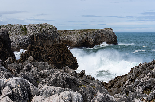cliffs-bufones-de-pria-cantabrian-sea-asturias-spain-shutterstock2549734689