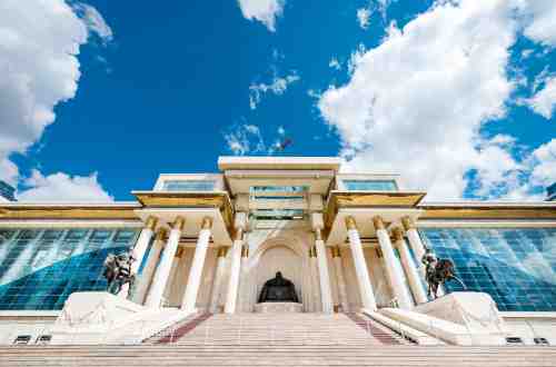 sukhbaatar-ulaanbaatar-mongolia