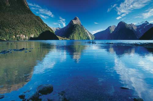 Milford-Sound-Fiordland-new-zealand