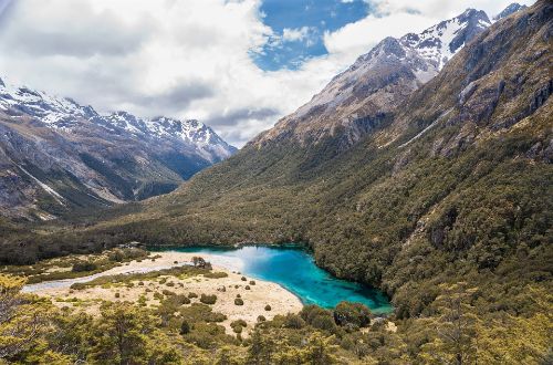nelson-national-park-south-island-new-zealand-mountain-lake-views