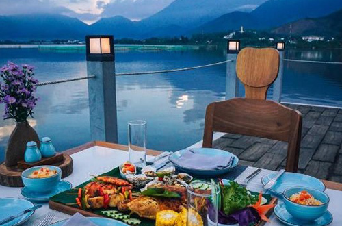 dining-oceanfront-vedana-lagoon-resort-spa-hue-thua-thien-hue-vietnam