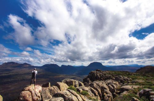 tasmania-central-highlands-cradle-mountain-lake-st-clair-national-park-overland-tracks-hike-walk