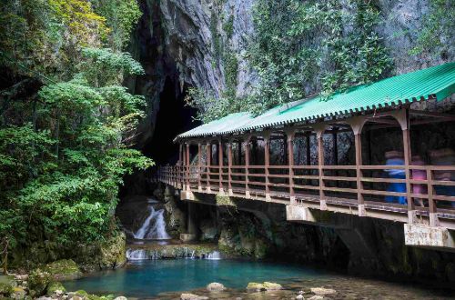 japan-tour-hiroshima-miyajima-island-shimanami-kaido-luxury-cycling-kayaking