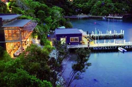 Queen-Charlotte-Track-Walk-Bay-of-Many-Coves-Jetty