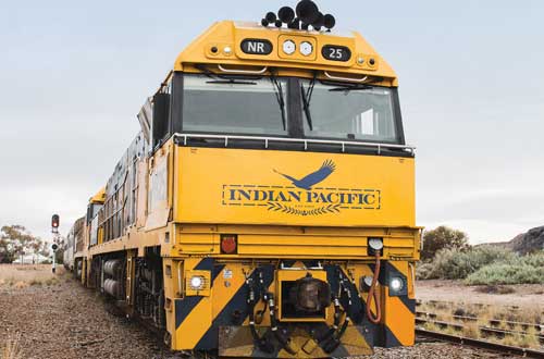 IP_13_CM-IP-loco-in-Broken-Hill-with-blue-sky