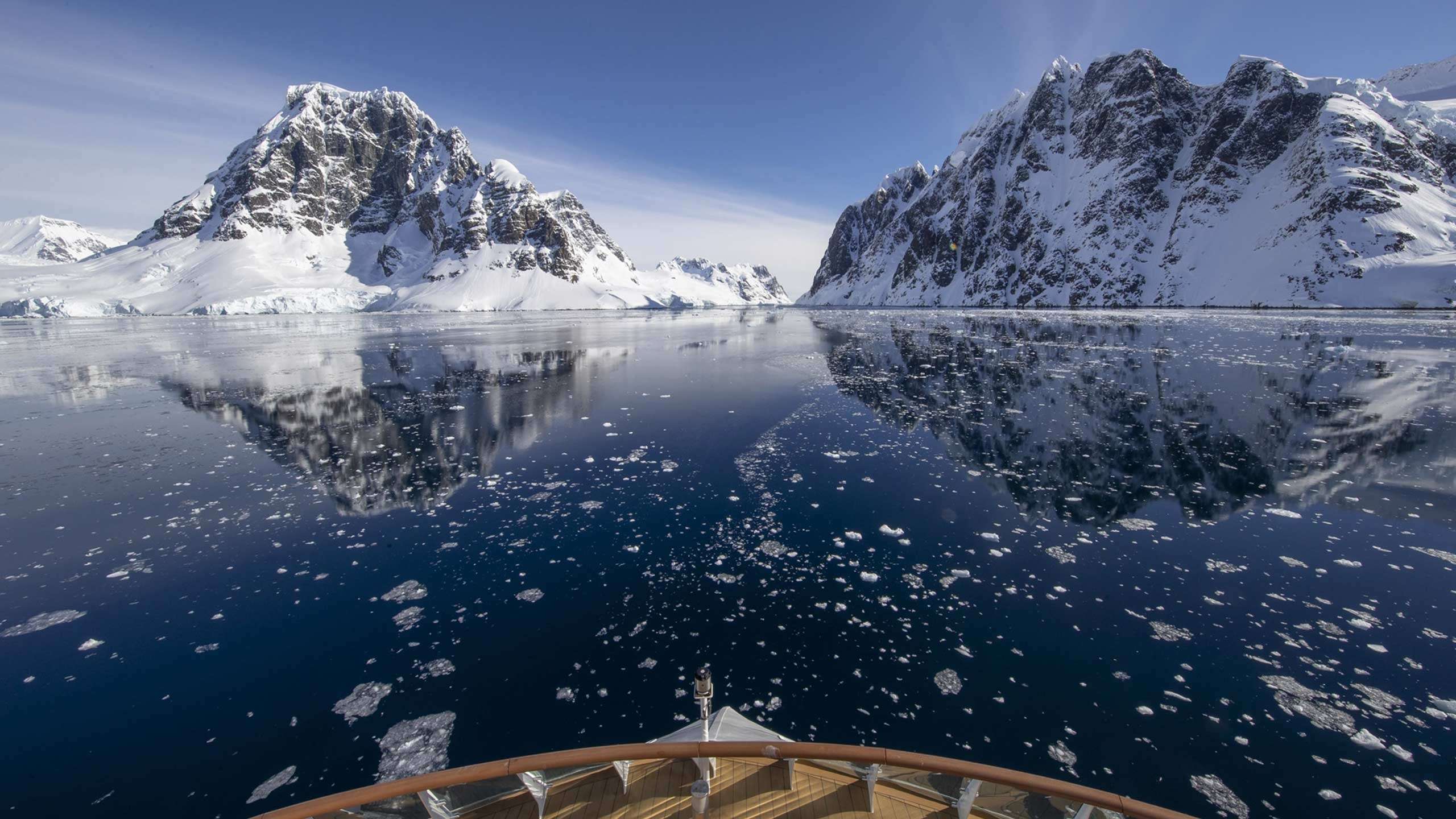 Aurora Across the Antarctic Circle (Sail & Sail) 13D12N