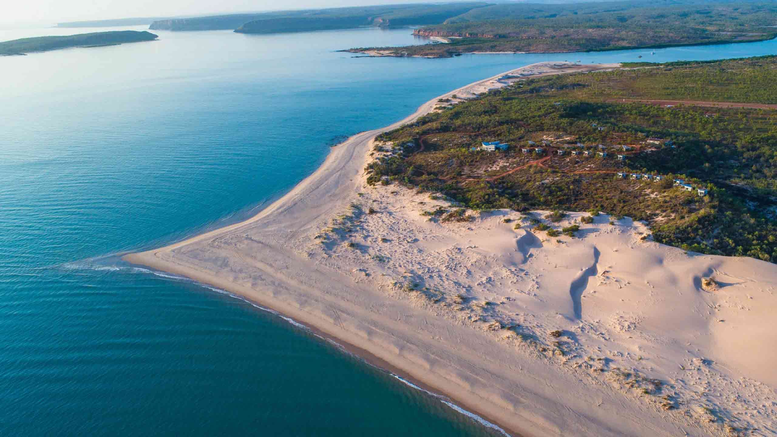 The Ultimate Luxury Far North Kimberley Coast Cruise & Walk 6D5N + Berkeley River Lodge