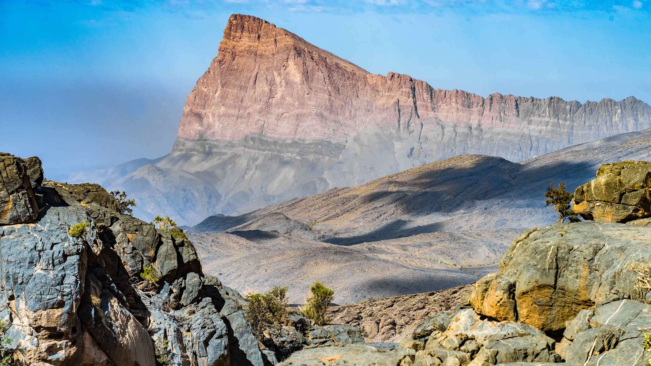 Luxury Oman Walk 7D6N (Muscat & the Gulf of Oman to Mountain Villages & Bedouin Deserts), Private Tour