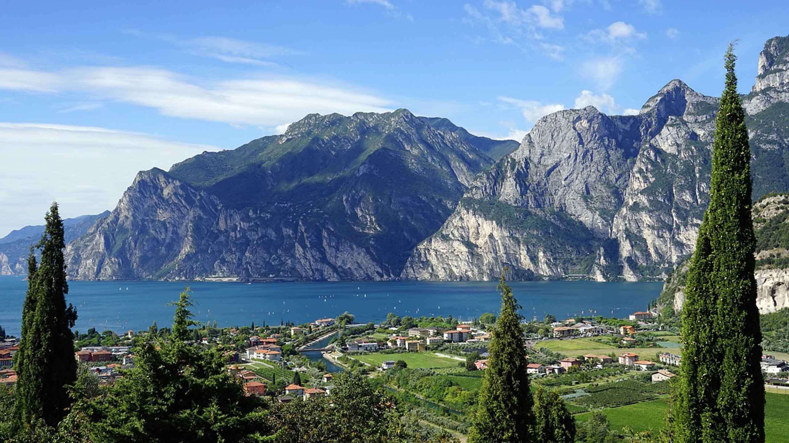 Luxury Bike from Dolomites to Lake Garda (Dramatic Peaks & Lakeside Elegance In Italy) 6D5N, Fully Guided