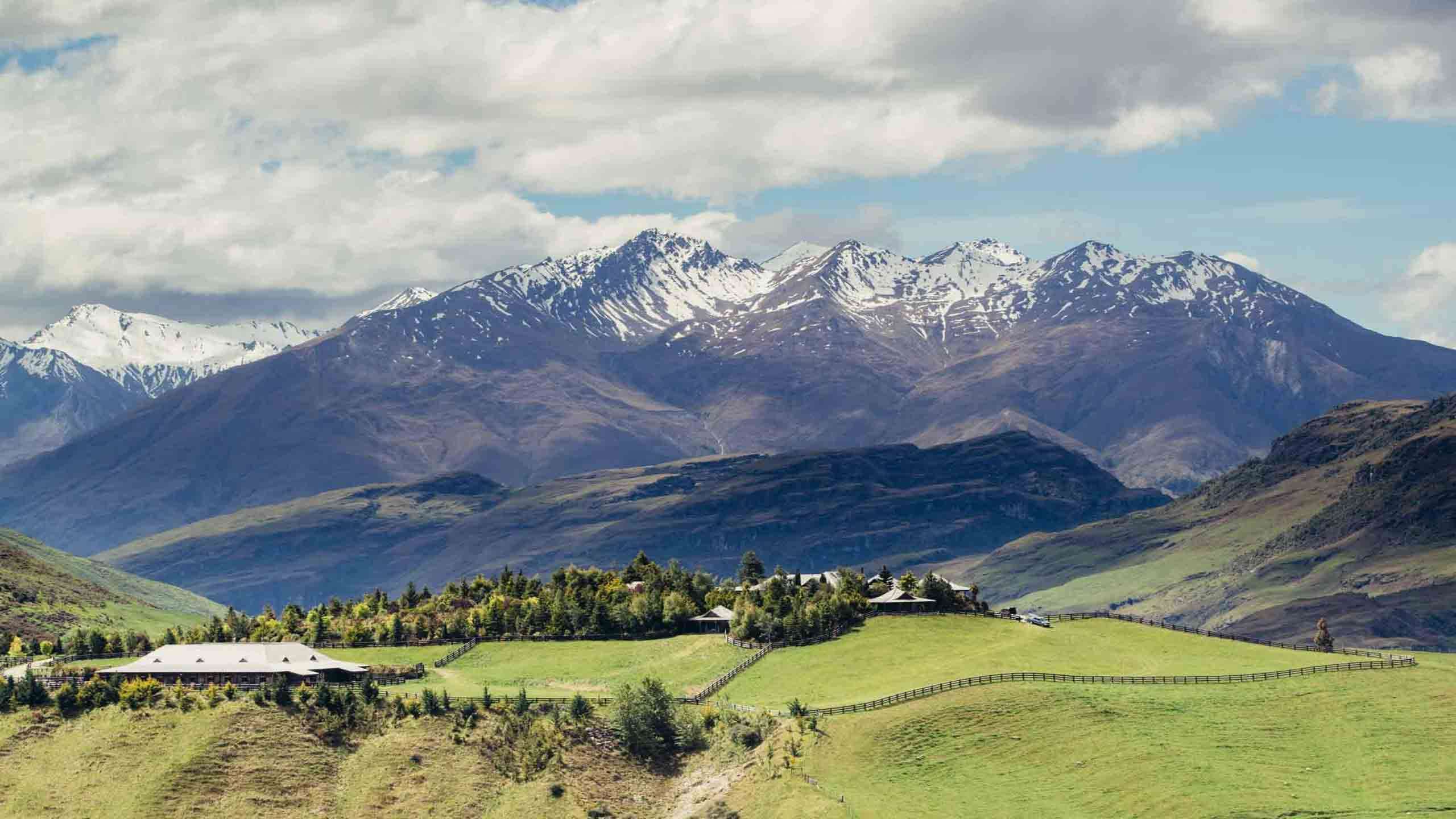 The Ultimate Luxury Wanaka Walk 3D2N, Fully Guided