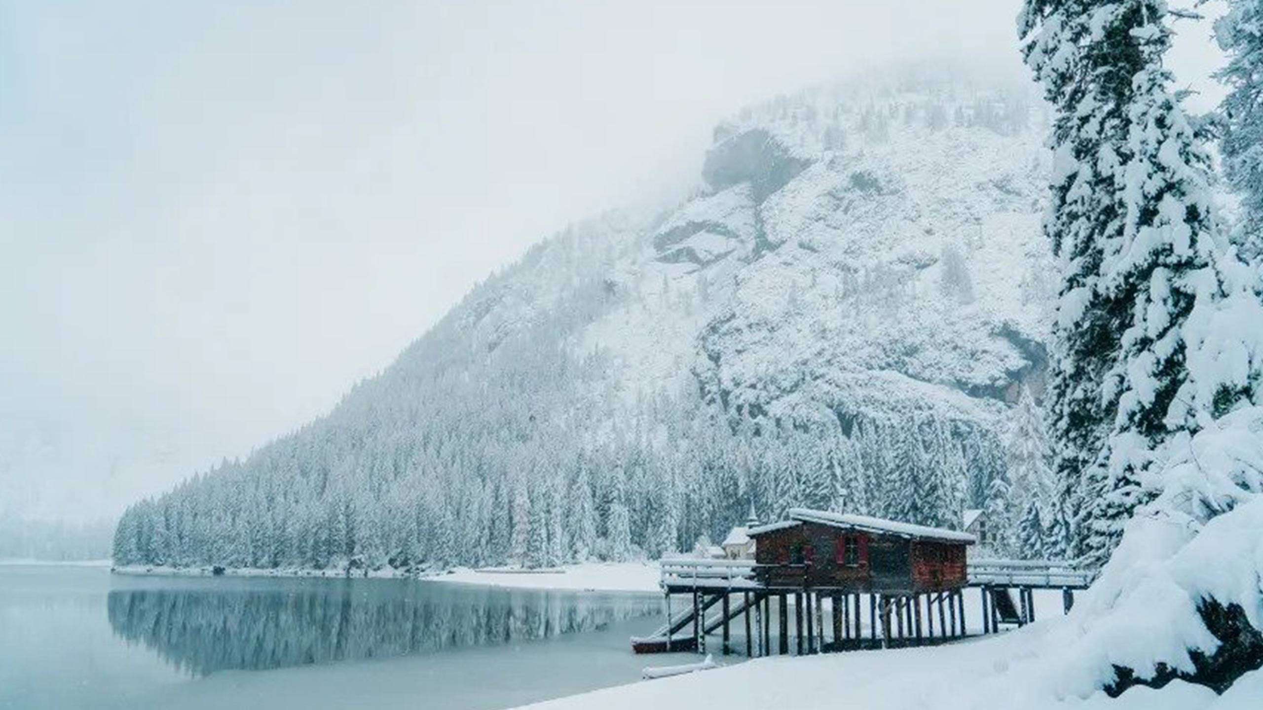 Dolomites Snowshoeing Winter Adventure 8D7N, Guided