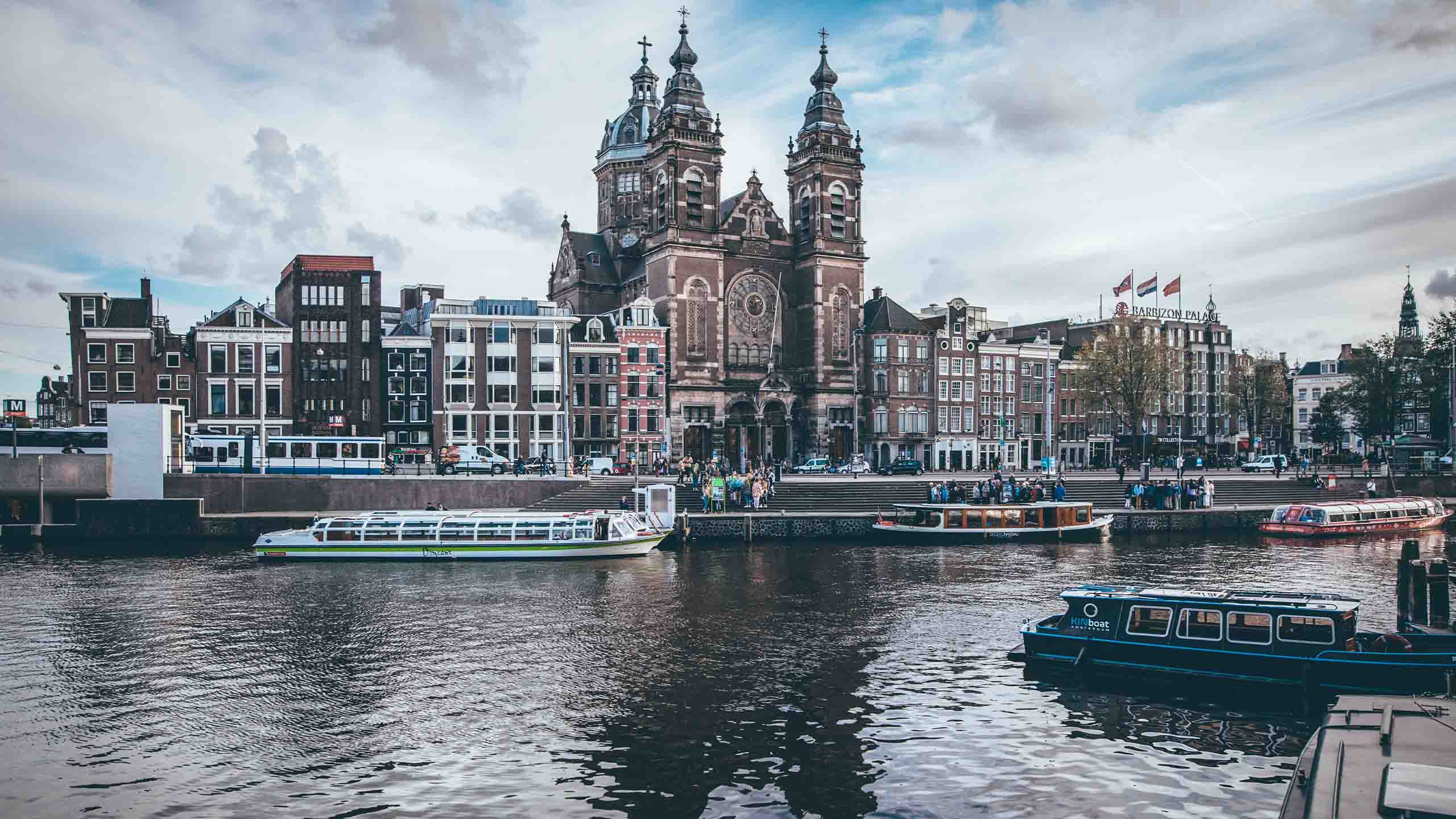 amsterdam-central-photo-by-tim-trad.jpg