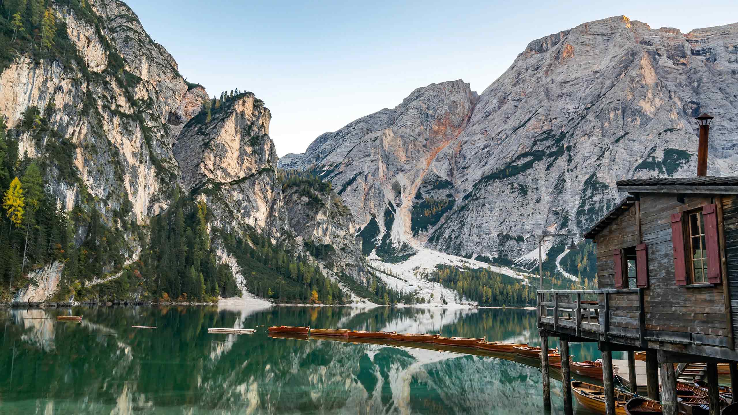 lago-di-braies-south-tyrol-italy