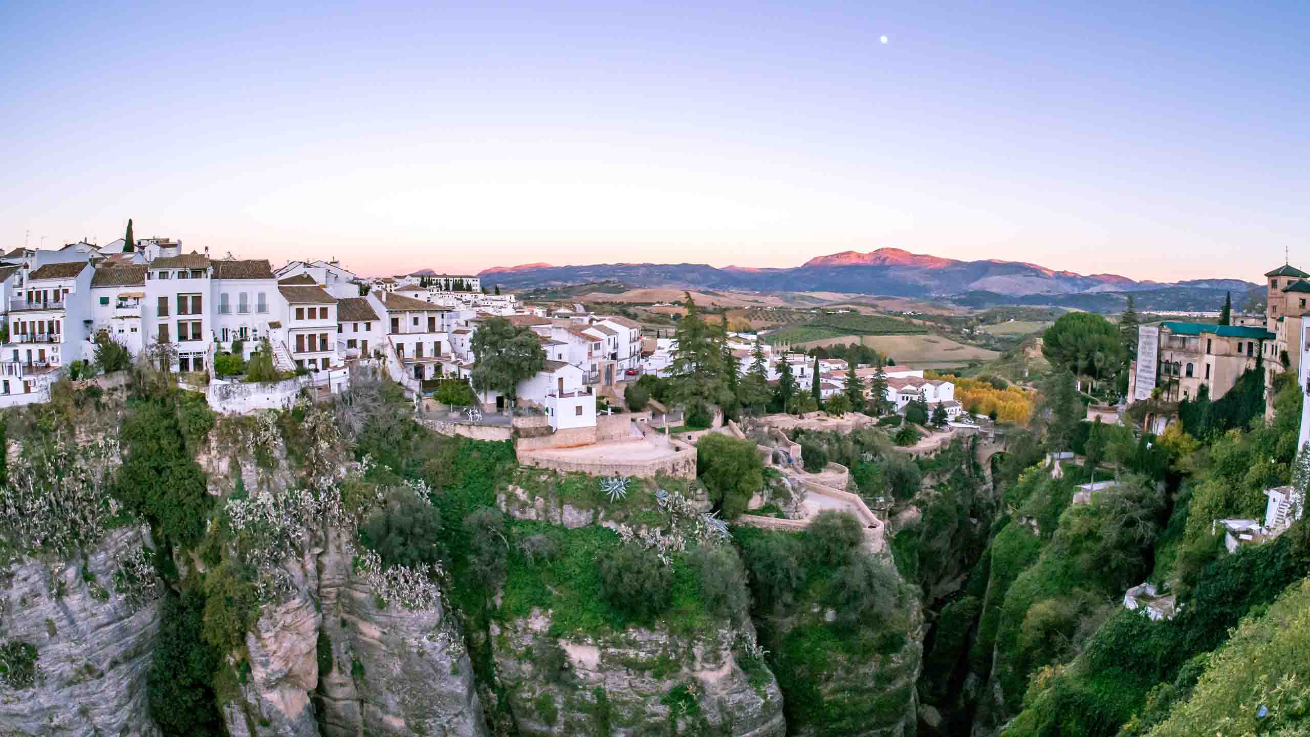 ronda-town-view-spain.jpg