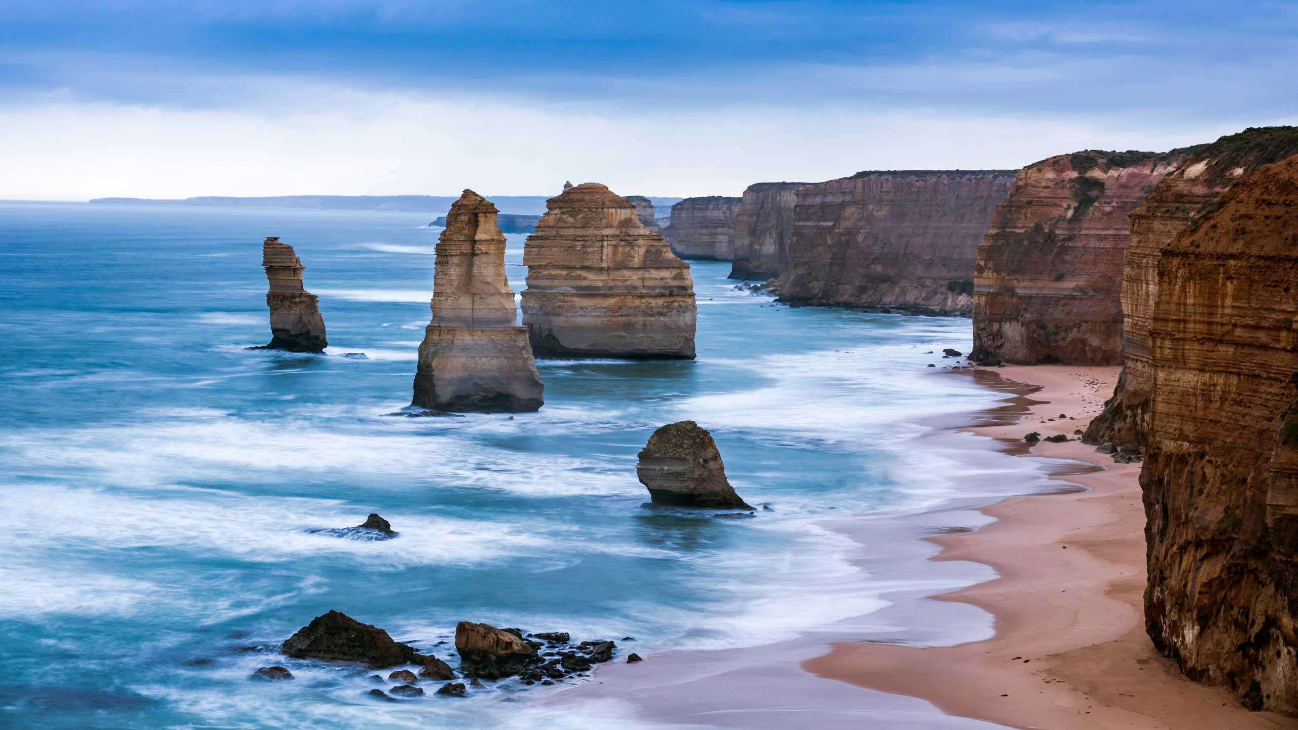 twelve-apostles-victoria-australia