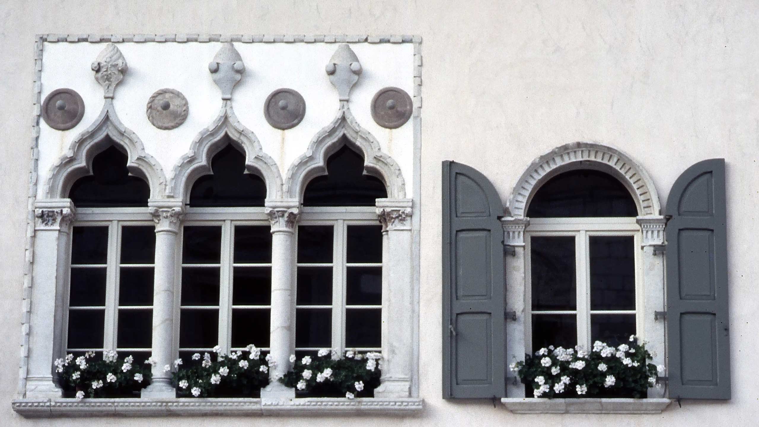 venzone-udine-friuli-venezia-giulia-italy-shutterstock2701419045