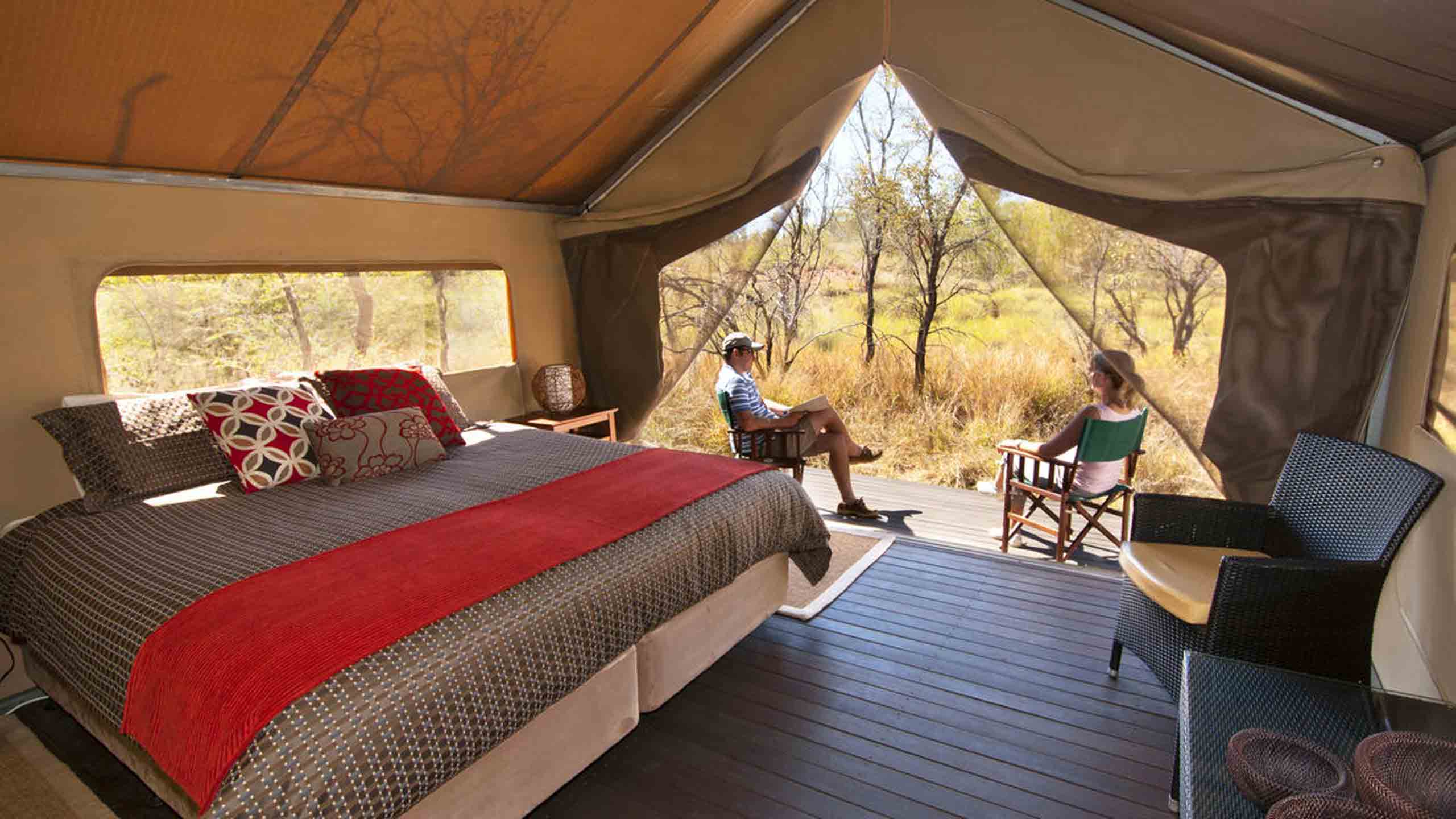 bungle-bungle-wilderness-lodge-kimberley-wa-interior-tent