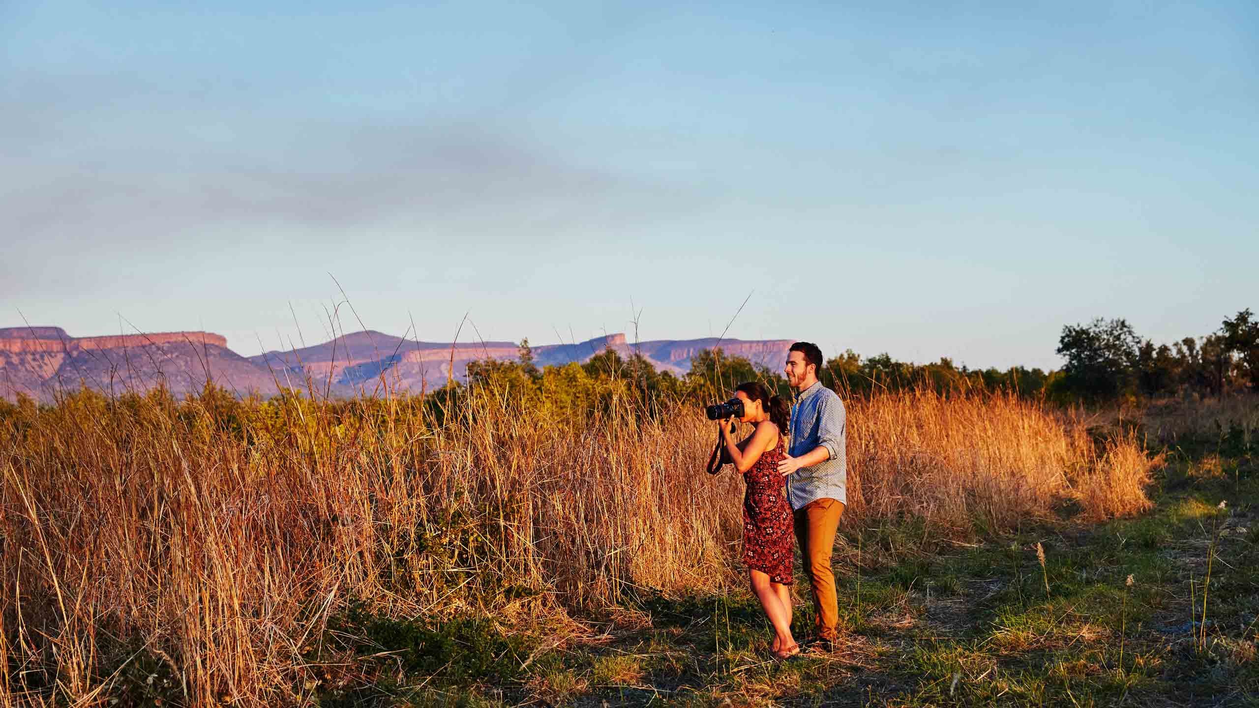 home-valley-wa-kimberleys-australia-couple-among-nature