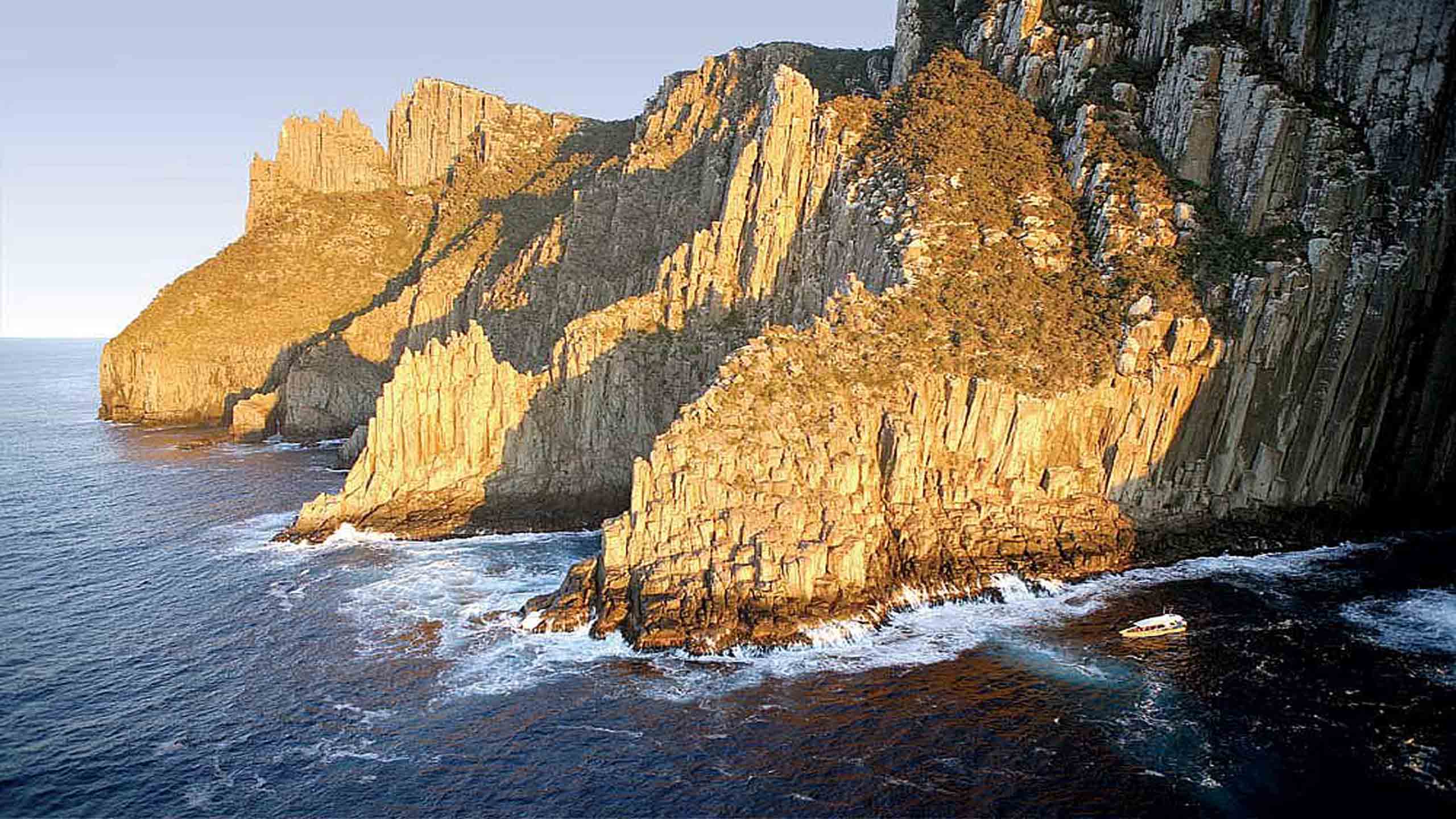 stewarts-bay-lodge-three-capes-tasmania-capes