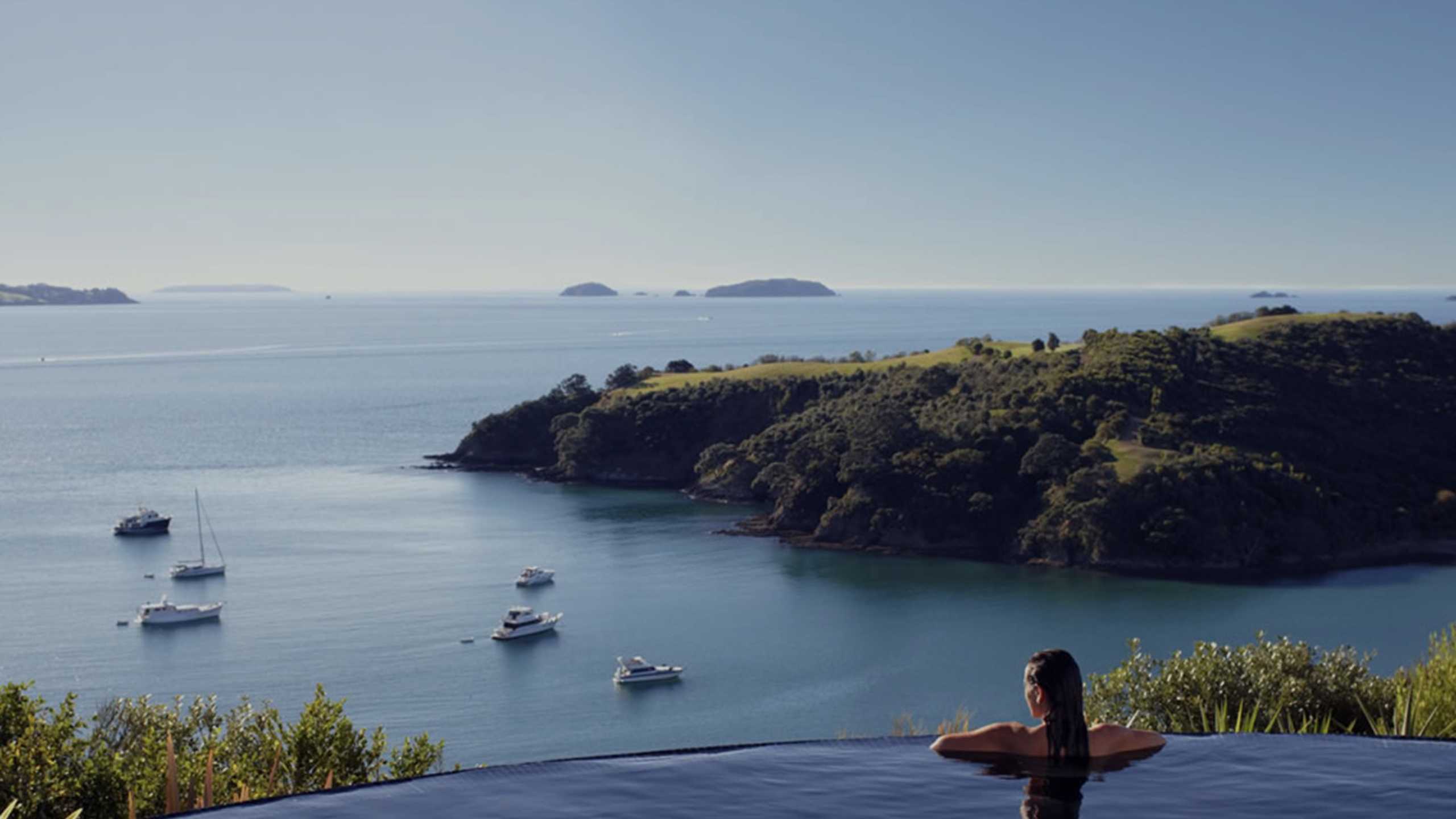 delaware-lodge-waiheke-island-new-zealand-infinity-pool