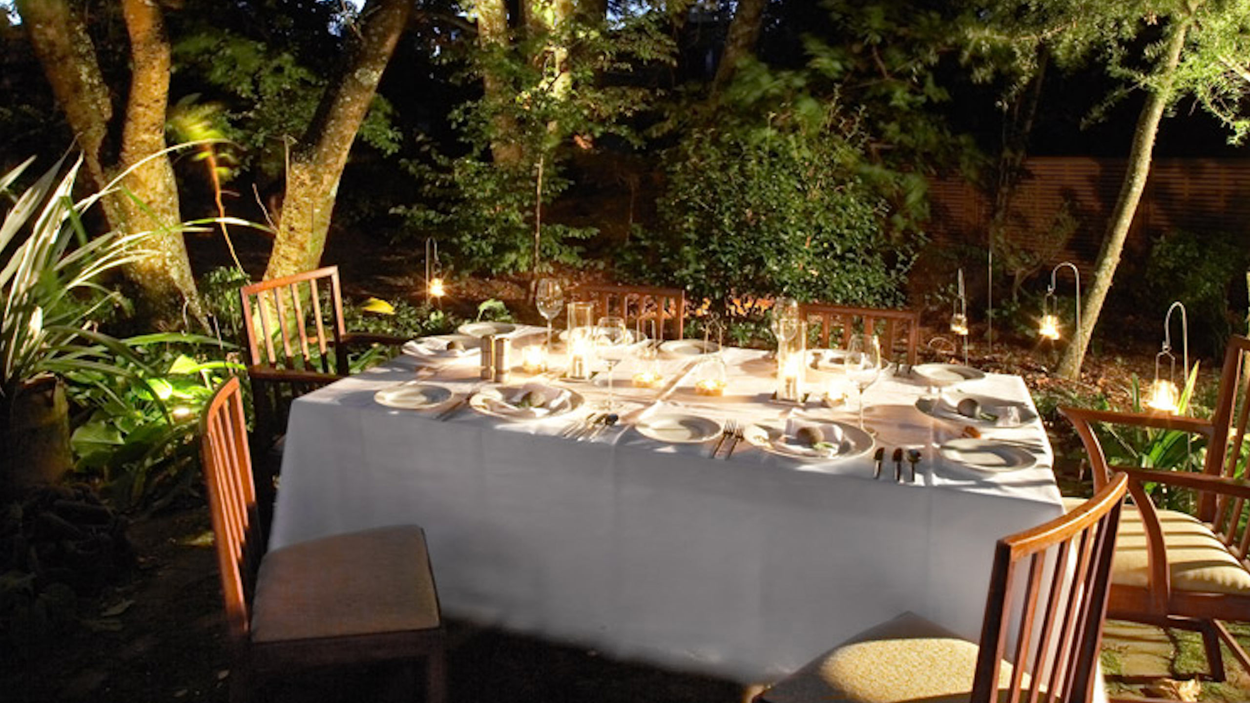 river-birches-lodge-new-zealand-dining