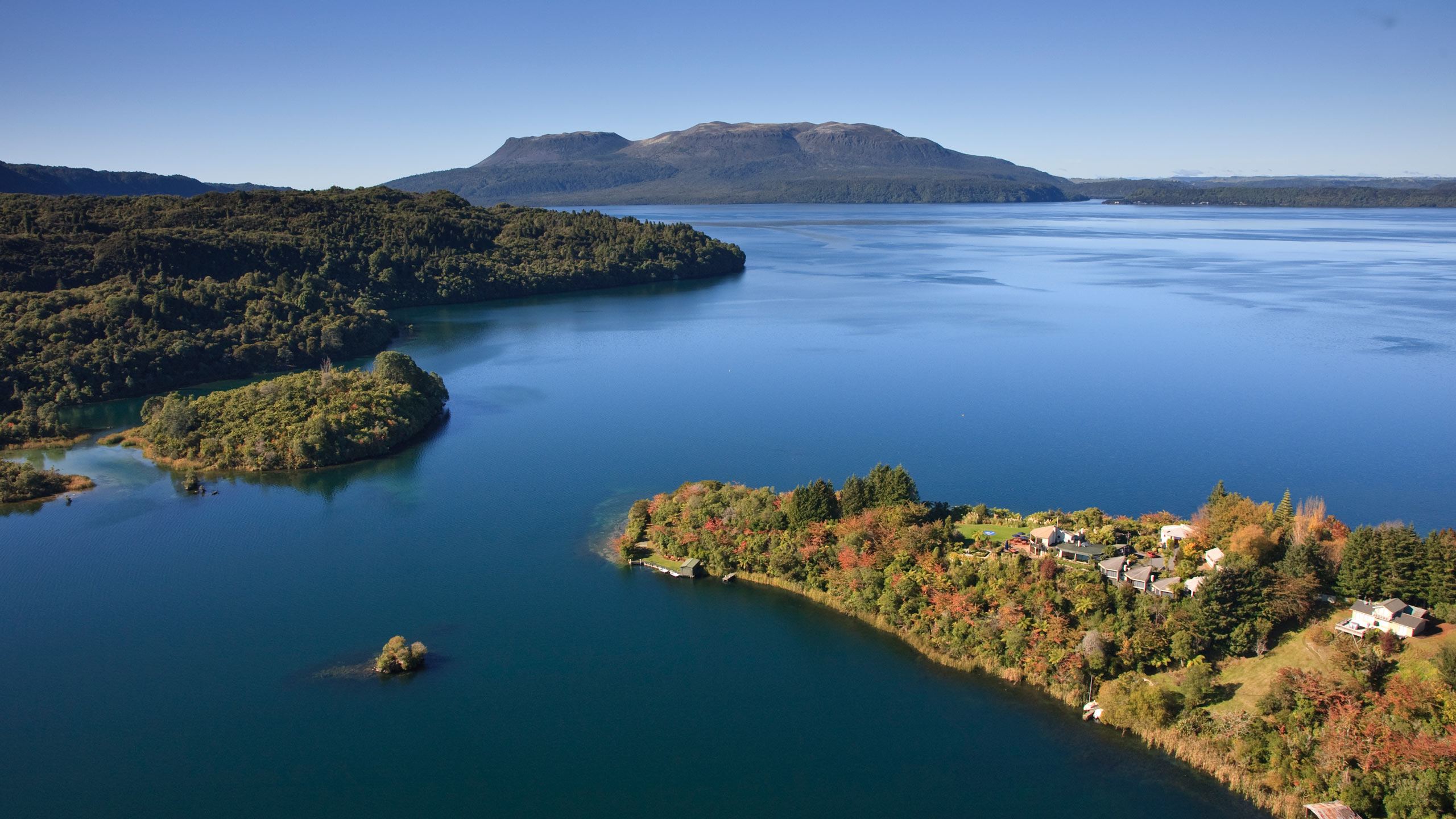 Solitaire-Lodge-New-Zealand-rotorua-peninsula