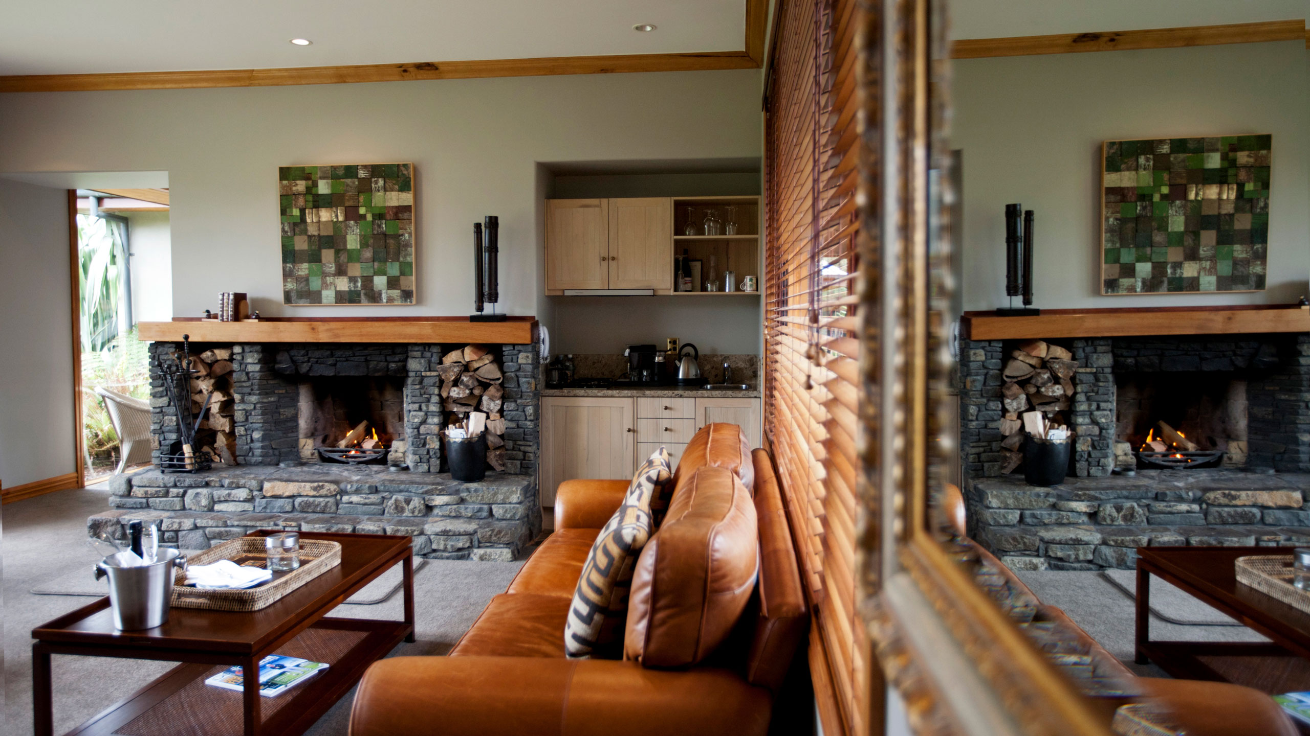 treetops-lodge-rotorua-new-zealand-villa-interior