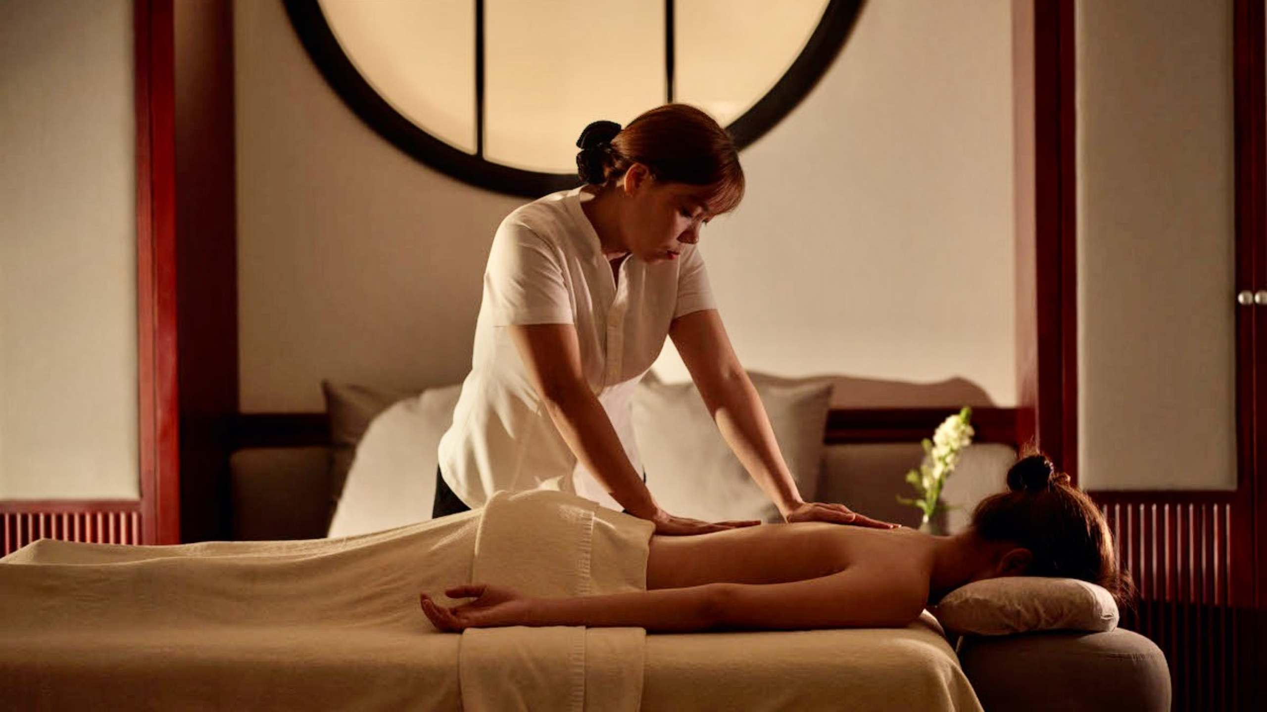 azerai-le-residence-hue-vietnam-wellness-spa-treatment